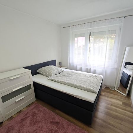Fh-Naehe: Modernes Apt Mit Balkon Hof  Exterior photo